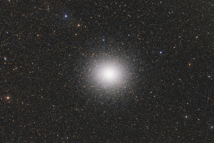 "Omega Centauri", zwycięzca kategorii "Gwiazdy i mgławice", fot. Ignacio Diaz Bobillo